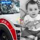 Split image left side shows a Polícia Militar SUV with blue flashing lights right side shows a smiling baby in a stroller holding a stuffed toy